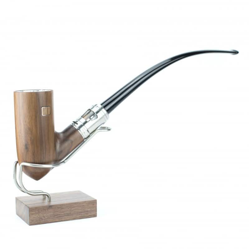 Le Creavap - Gandalf 60 E-Pipe, avec son élégant support en bois, est présenté sur un fond blanc épuré.